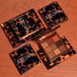Huda Beauty - Caramel Brown Obsessions Eyeshadow Palette